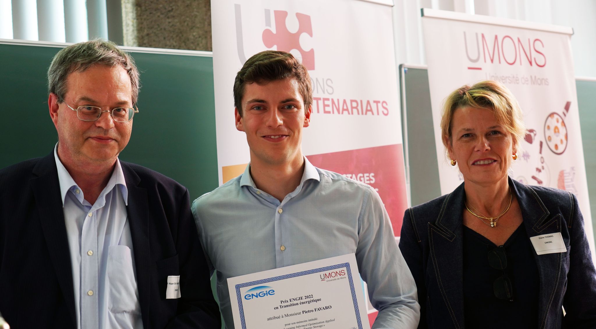 Picture of Philippe De Raedemaeker, Scientific Director of Laborelec, Diane Thomas, Vice-rector for the transitions at UMons and Pietro Favaro, recipient of the Engie Award 2022